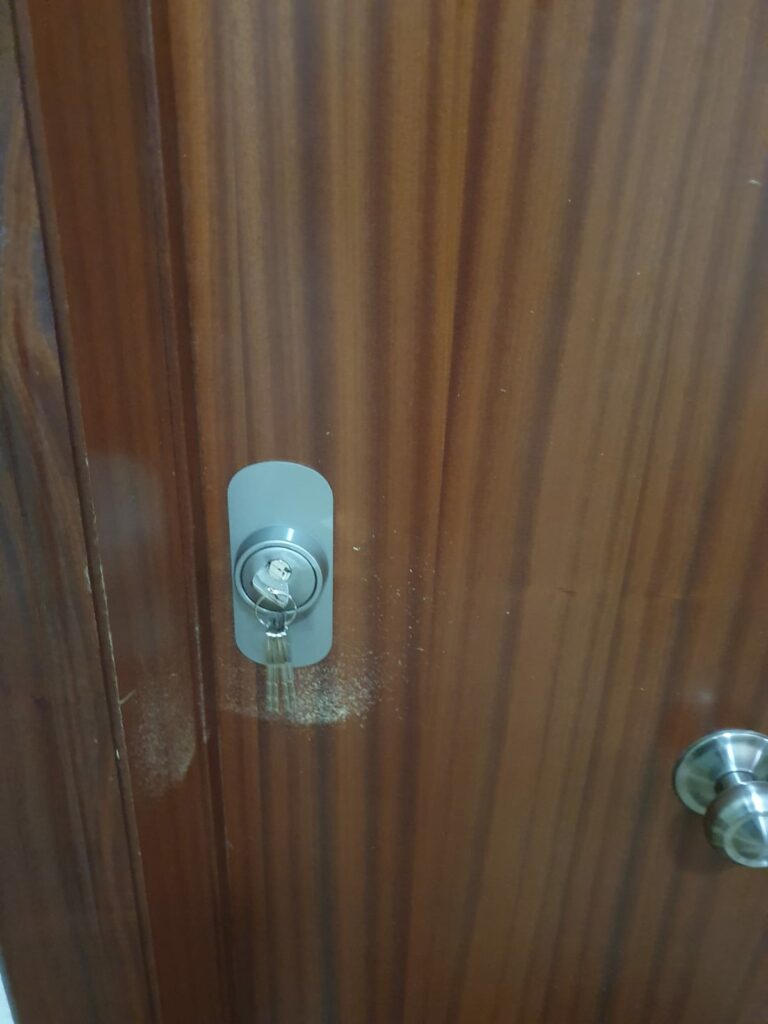 Apertura de puertas Urbanova 